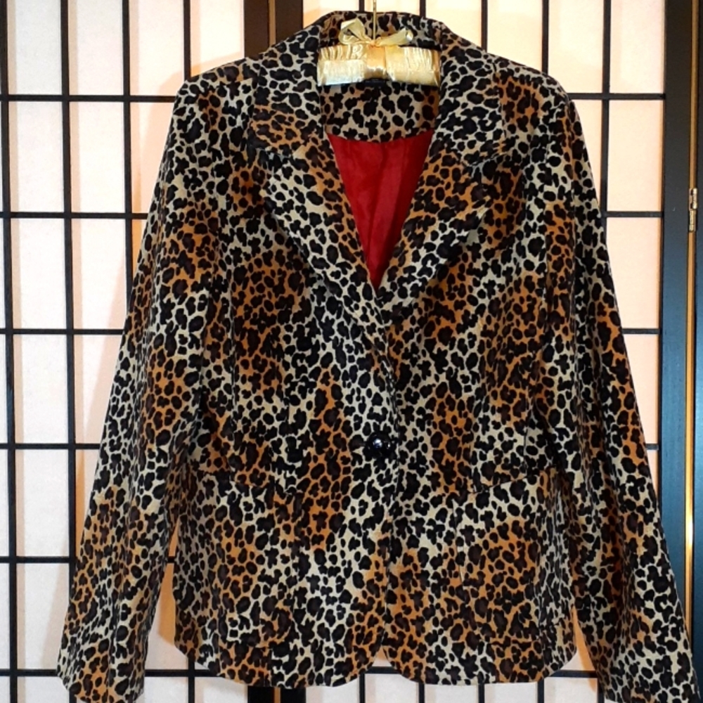 Leopard blazer